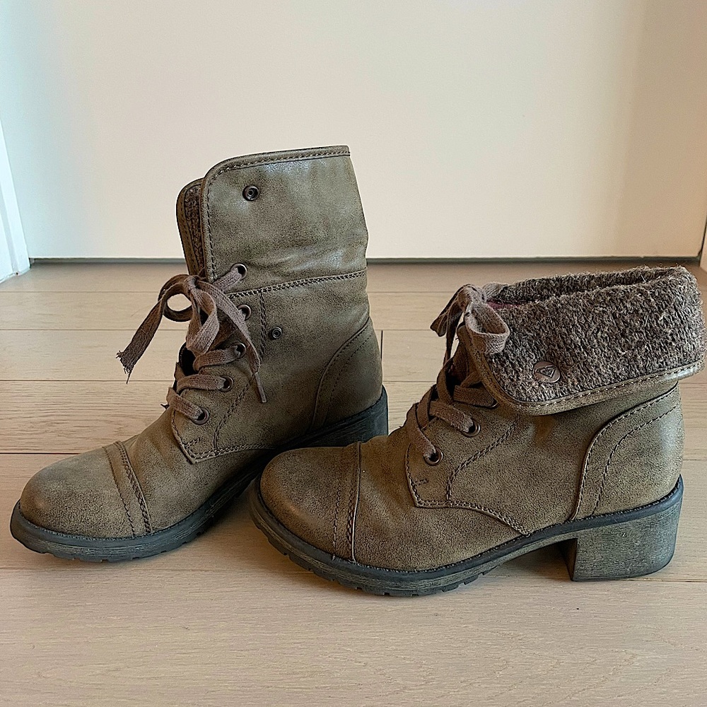 Roxy Combat Boots